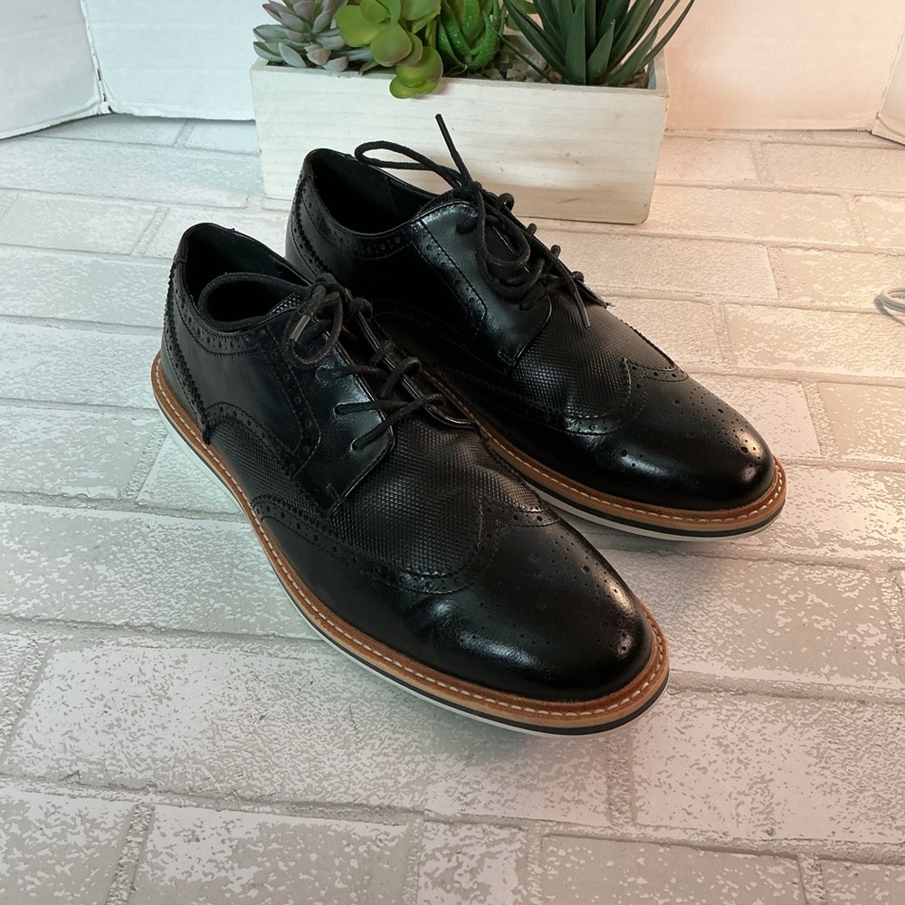 Steve Madden Black and Brown Men's Oxfords